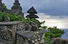 3-uluwatu-temple-bali